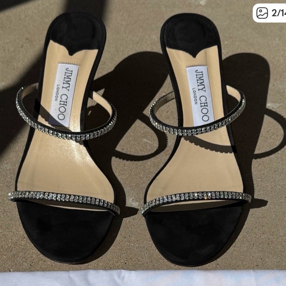LIKE NEW! Jimmy Choo Black and Silver Heels
